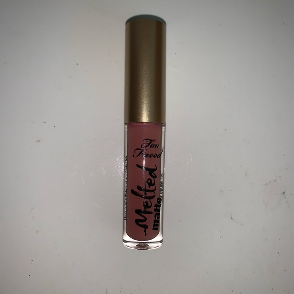 Too faced melted matte liquid lipstick - Picture 1 of 4